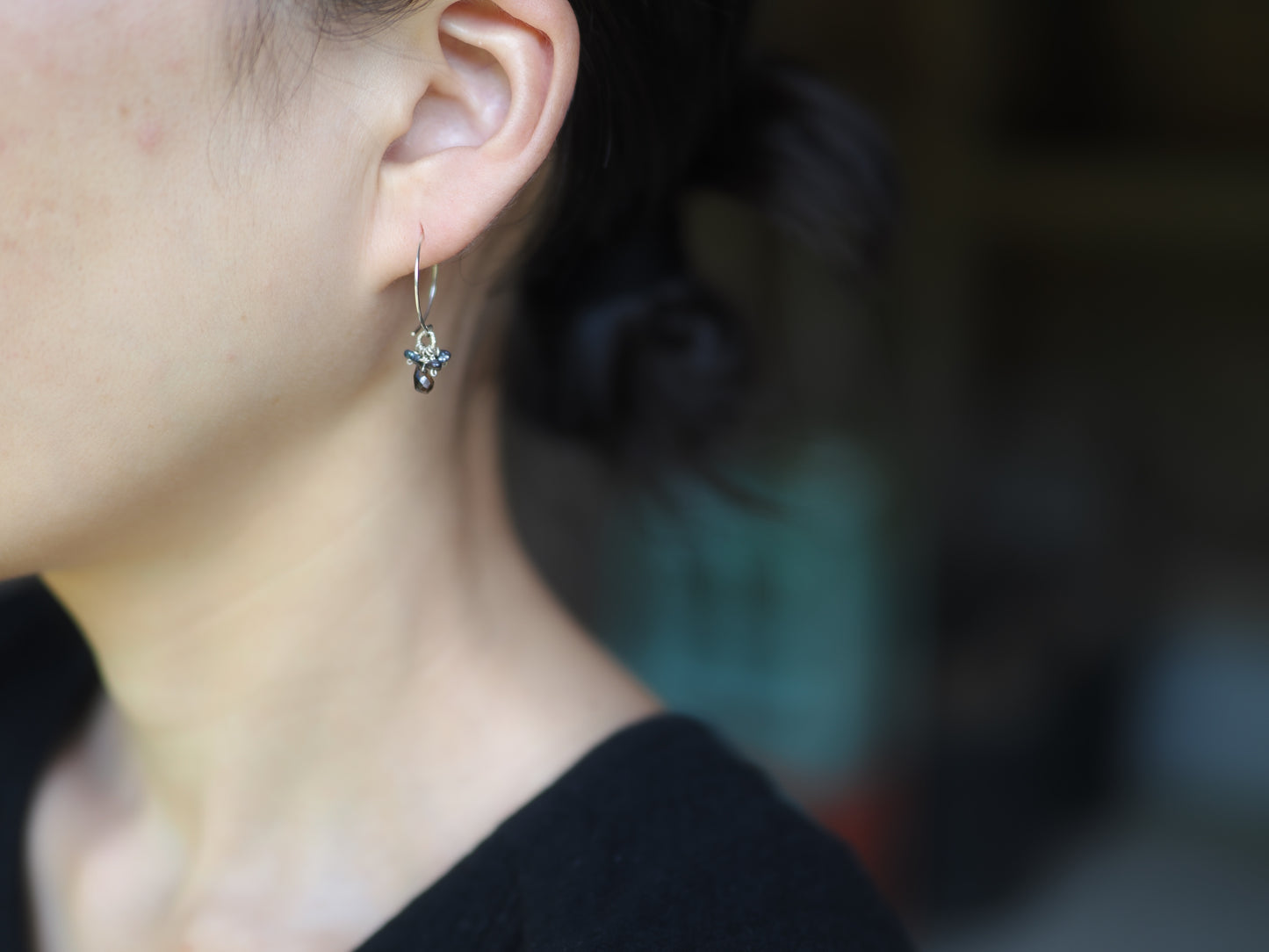 -Smoky quartz・Black pearl- hoops