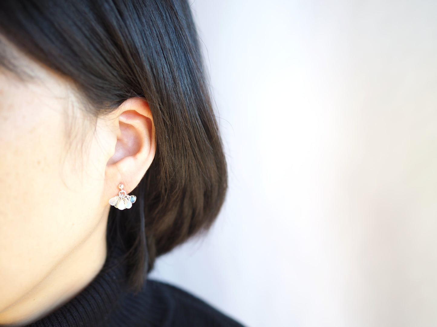 オパール スタッドピアス