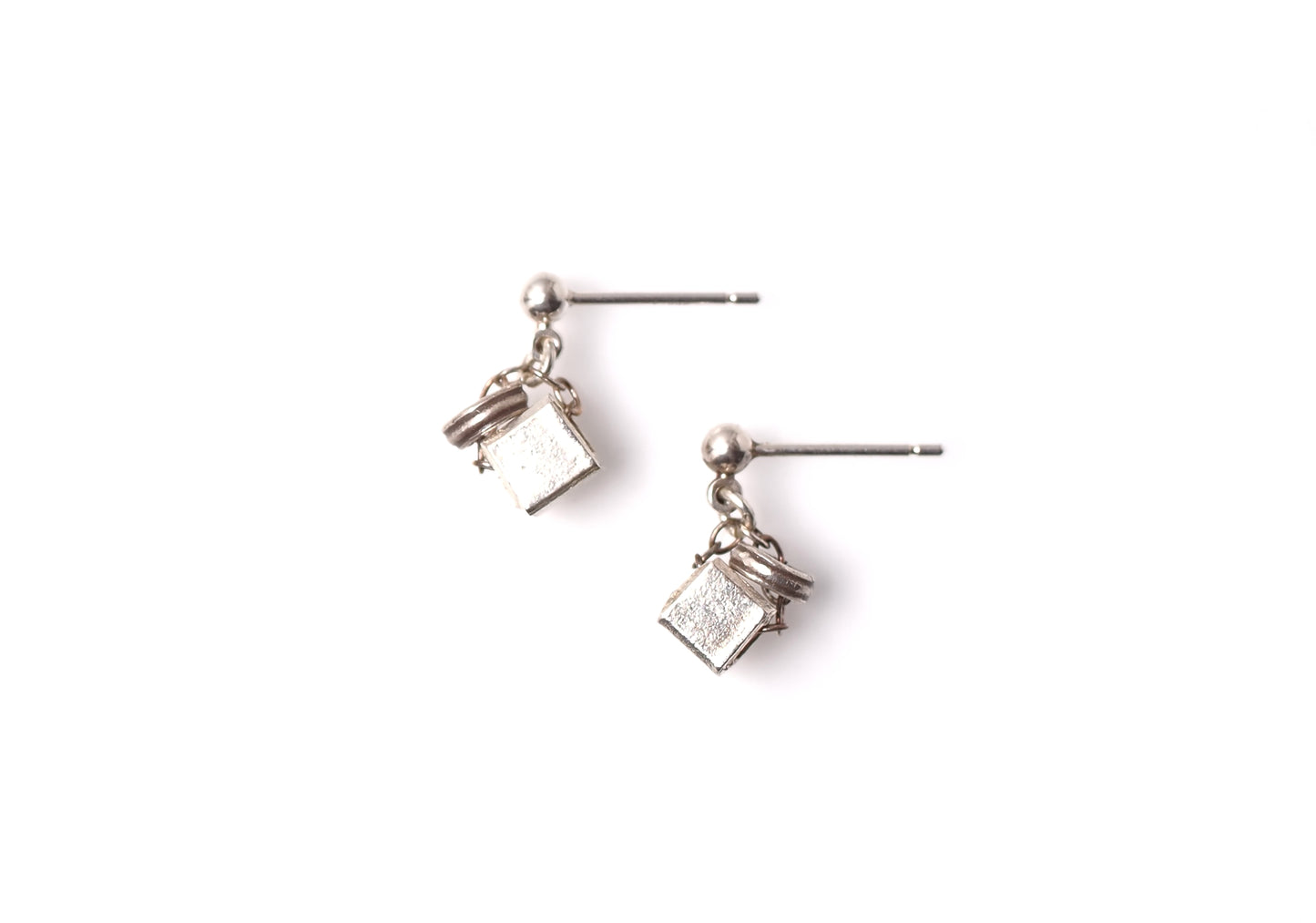 -silver cube- studs