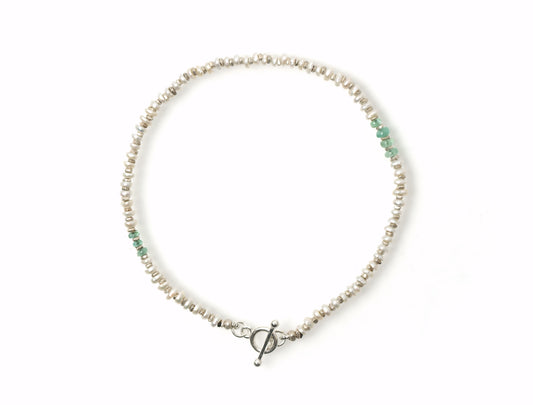 -pearl・emerald- 'beads line' bracelet