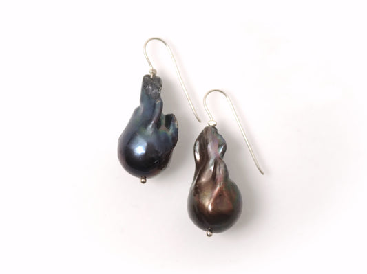 ブラックパール バロックフックピアス