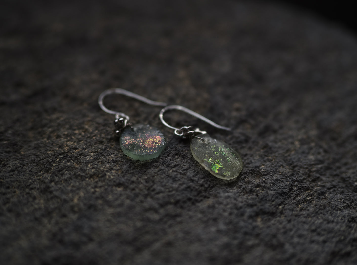 -Romanglass- hooks