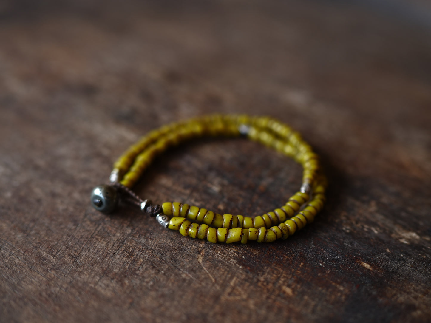 -Bonda beads- '2line'