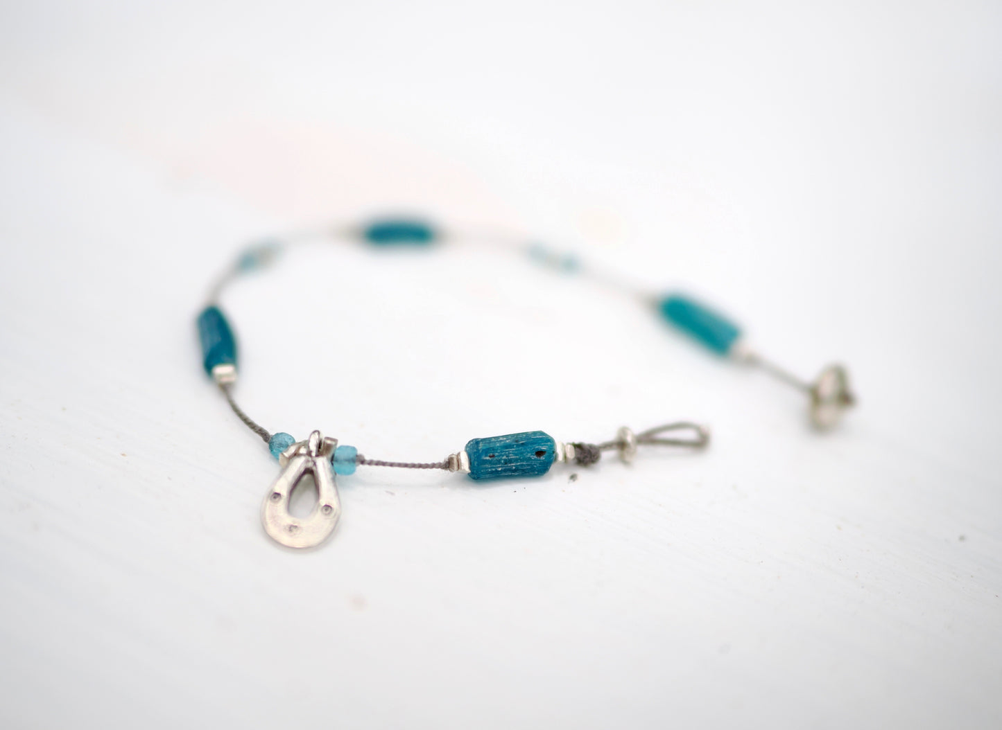 -Romangrass- code bracelet