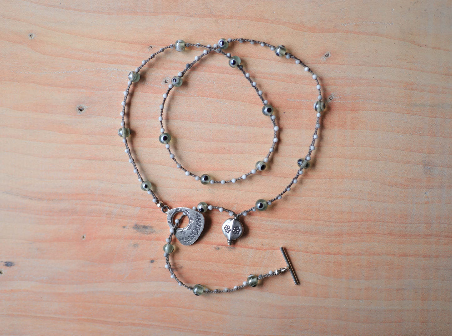 -Eye beads・Howlite- braid mantel necklace