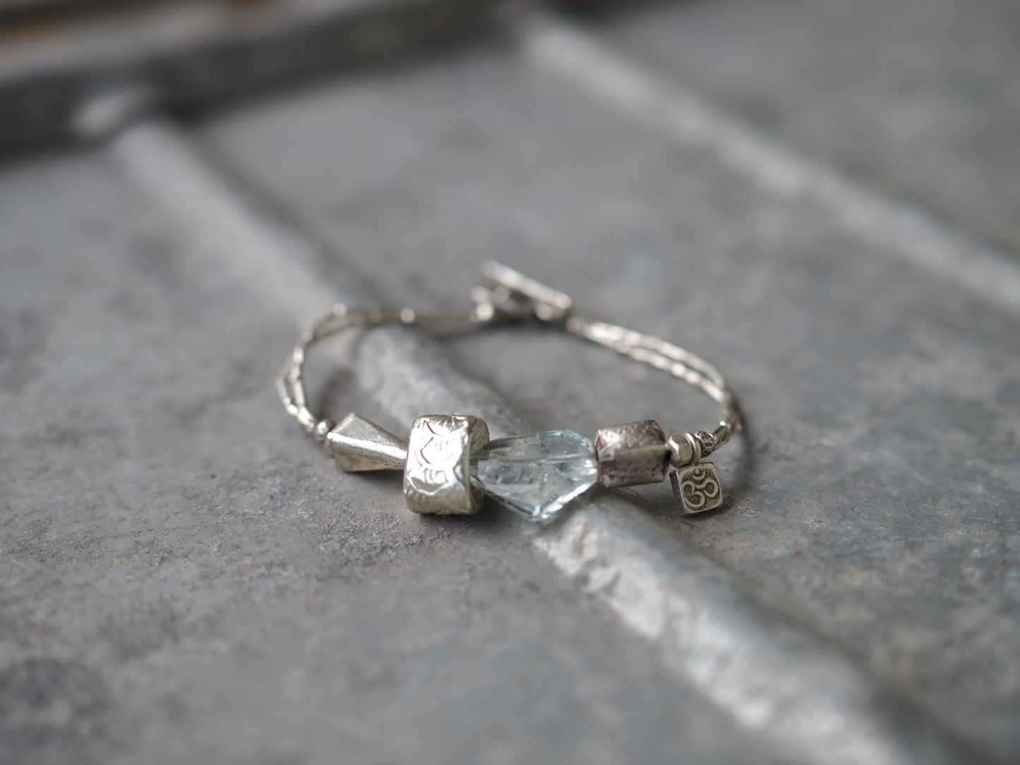 -Karensilver・Aquamarine- '2line' silver bracelet