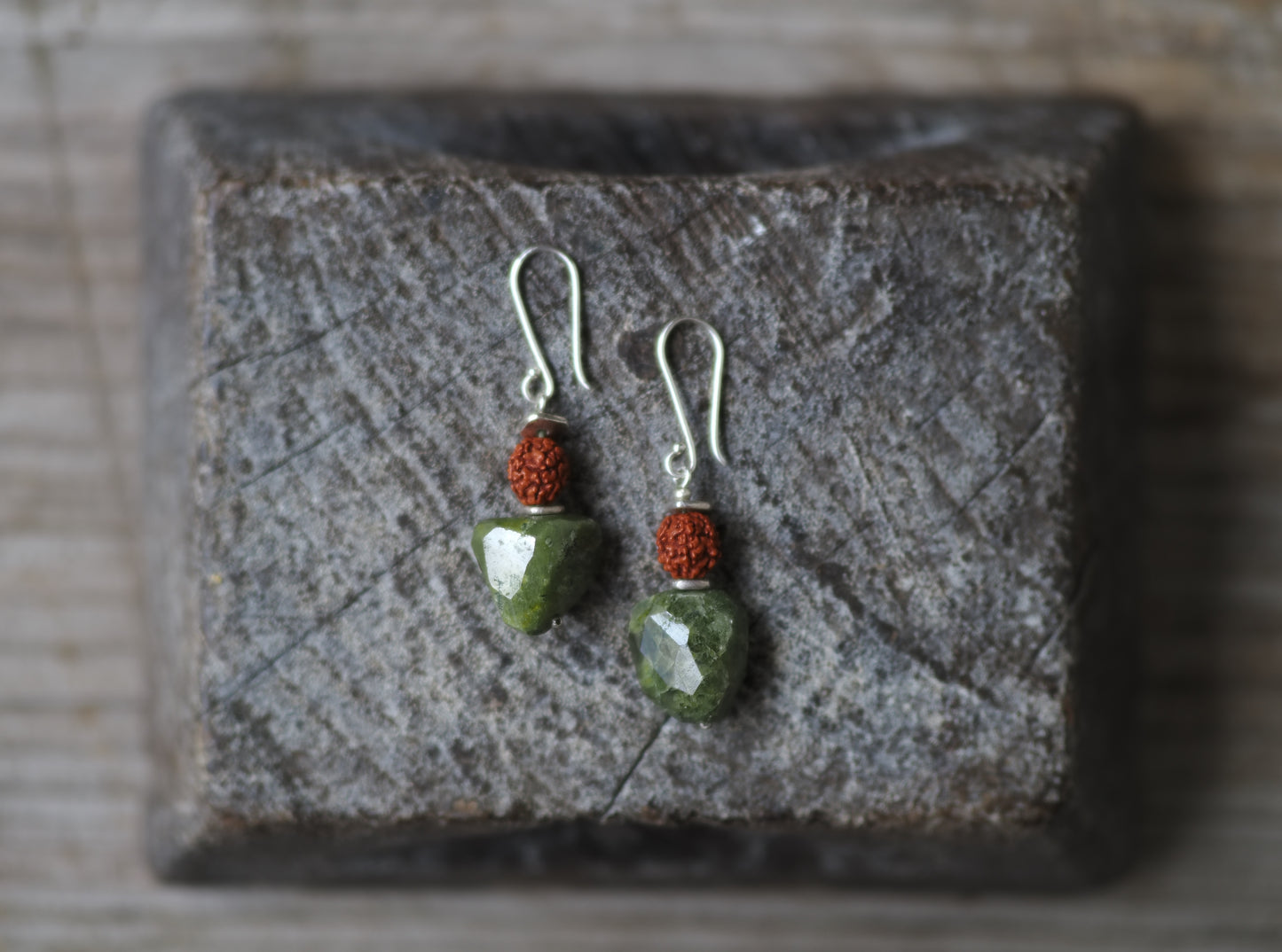 -Jade・Rudraksha- hooks