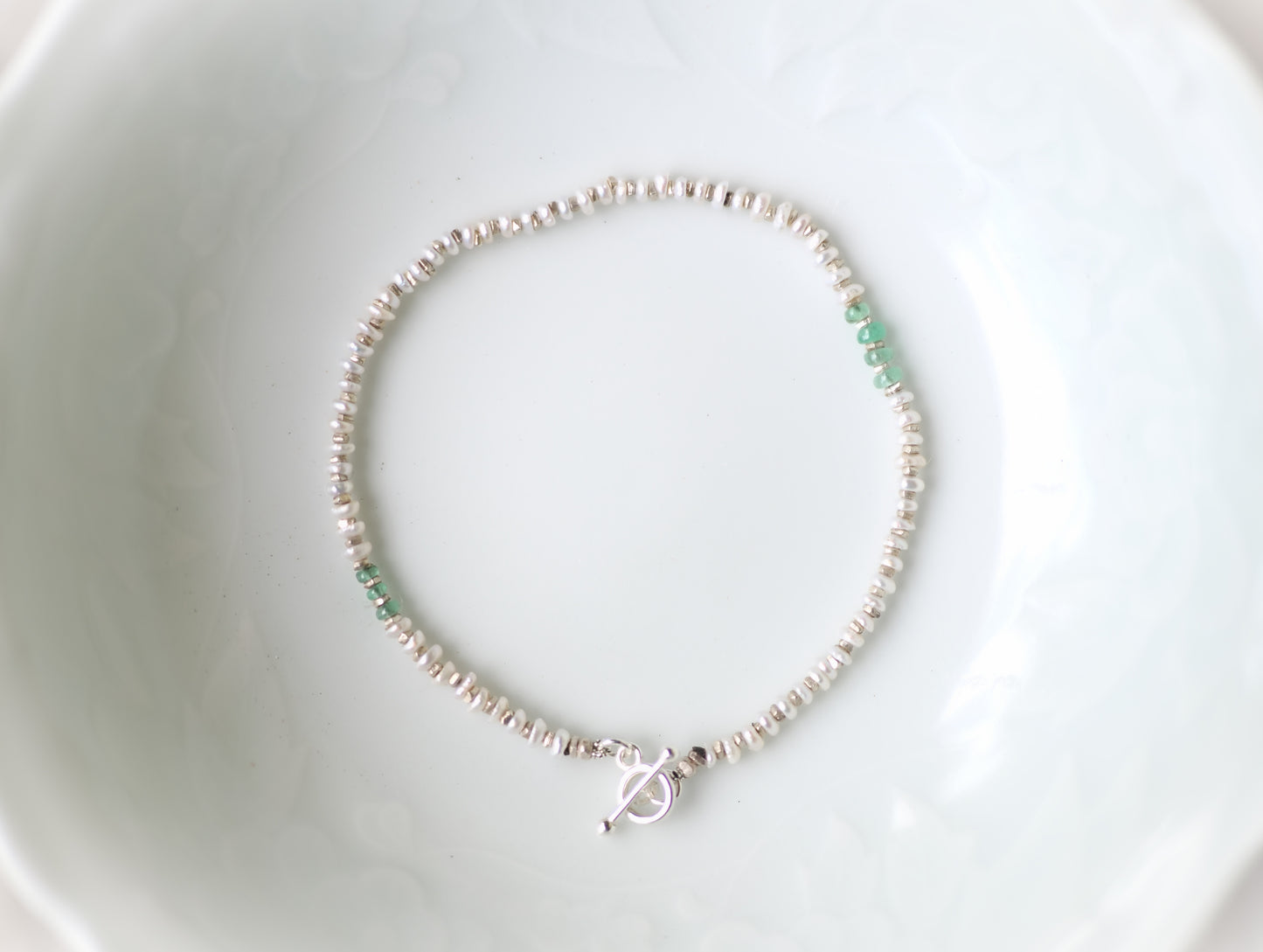 -pearl・emerald- 'beads line' bracelet