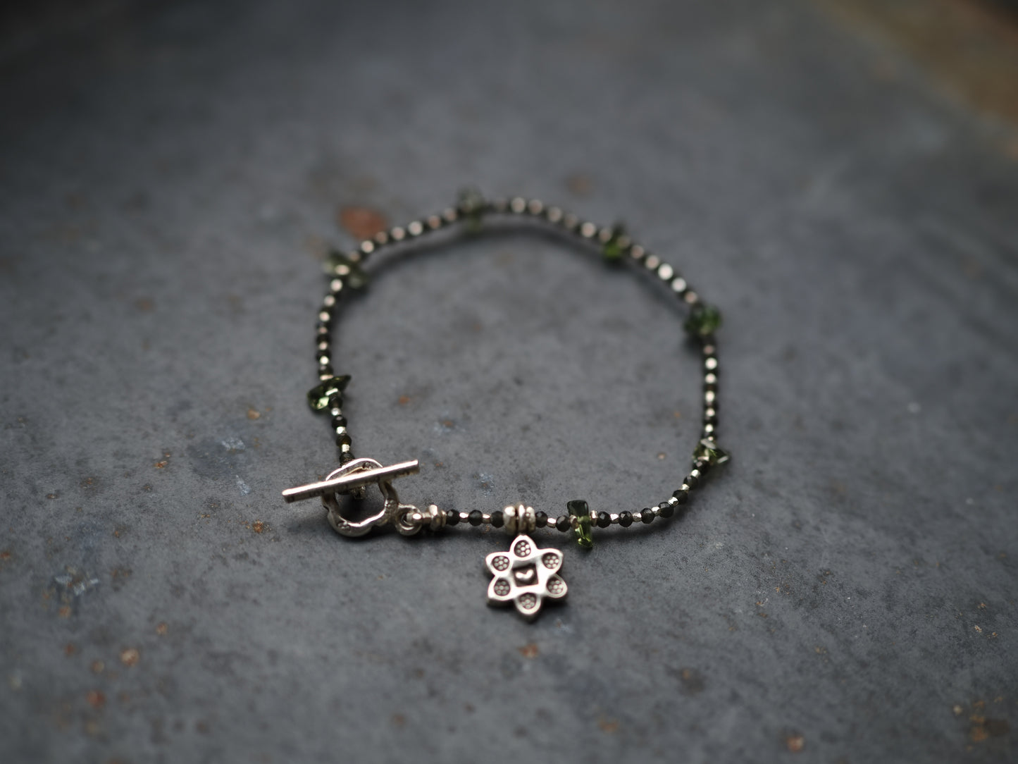 -Moldabite- 'beads line' bracelet
