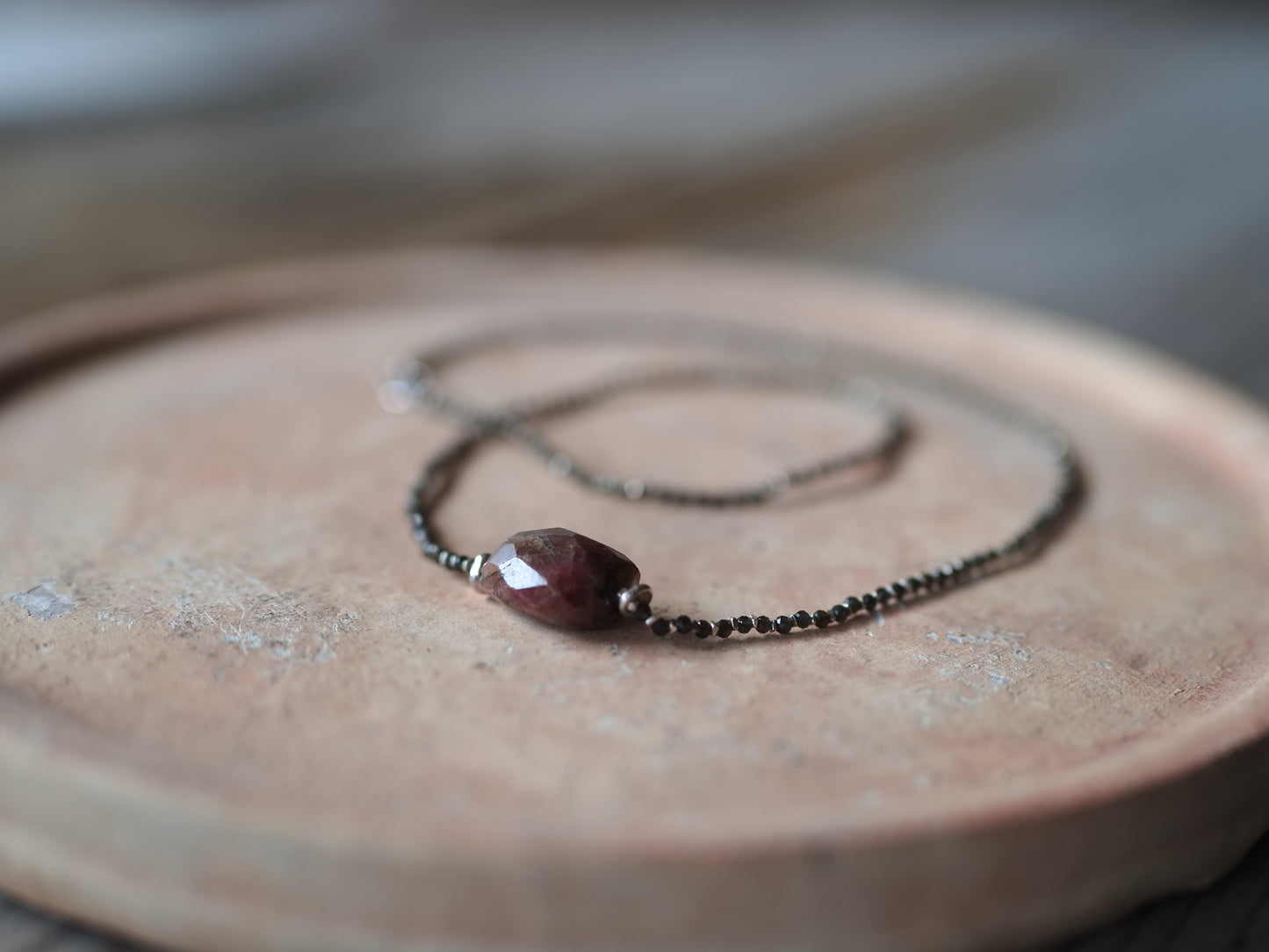 -Tourmarine- 'beads line' necklace