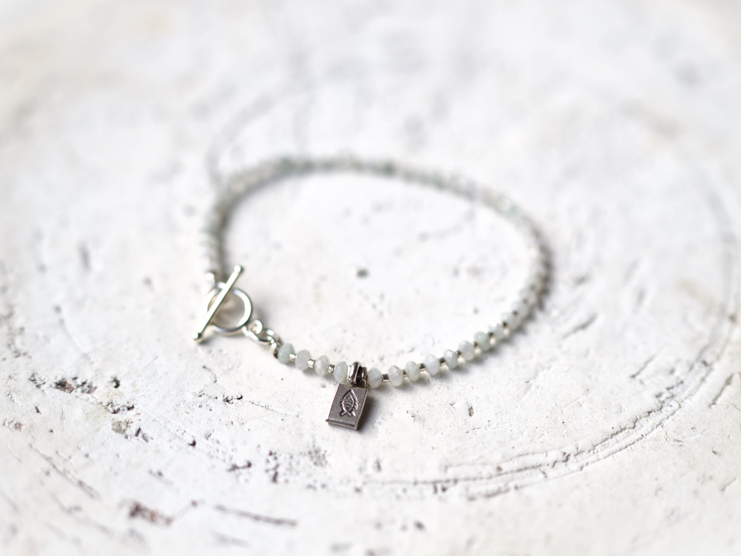 -Jade- 'beads line' bracelet