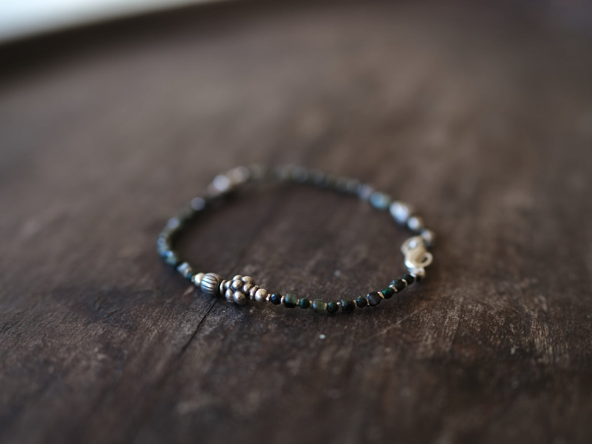 -India silver- 'beads line' bracelet