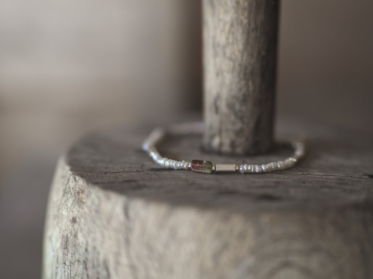 -Tourmaline- pearl bracelet