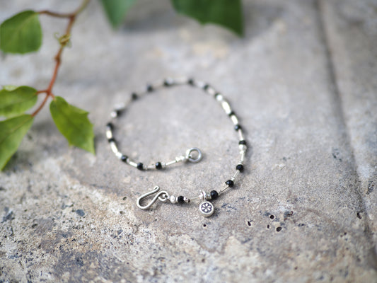 -Black spinel・Silver- bracelet