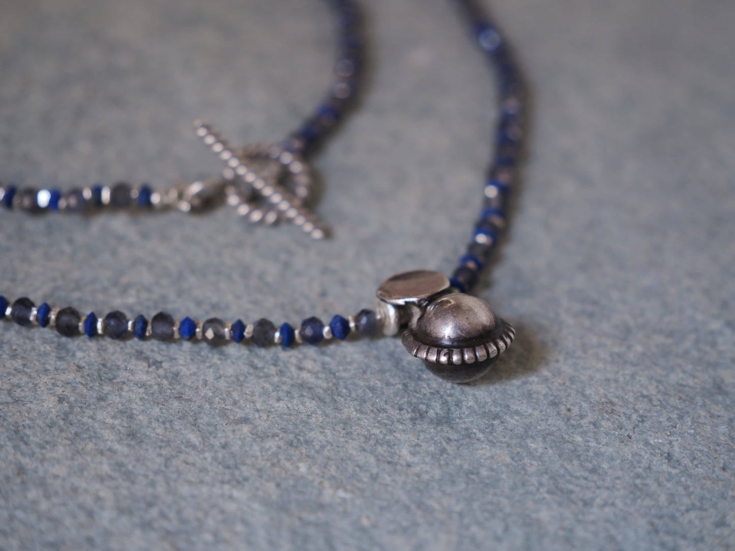 -India silver- beads line pendant