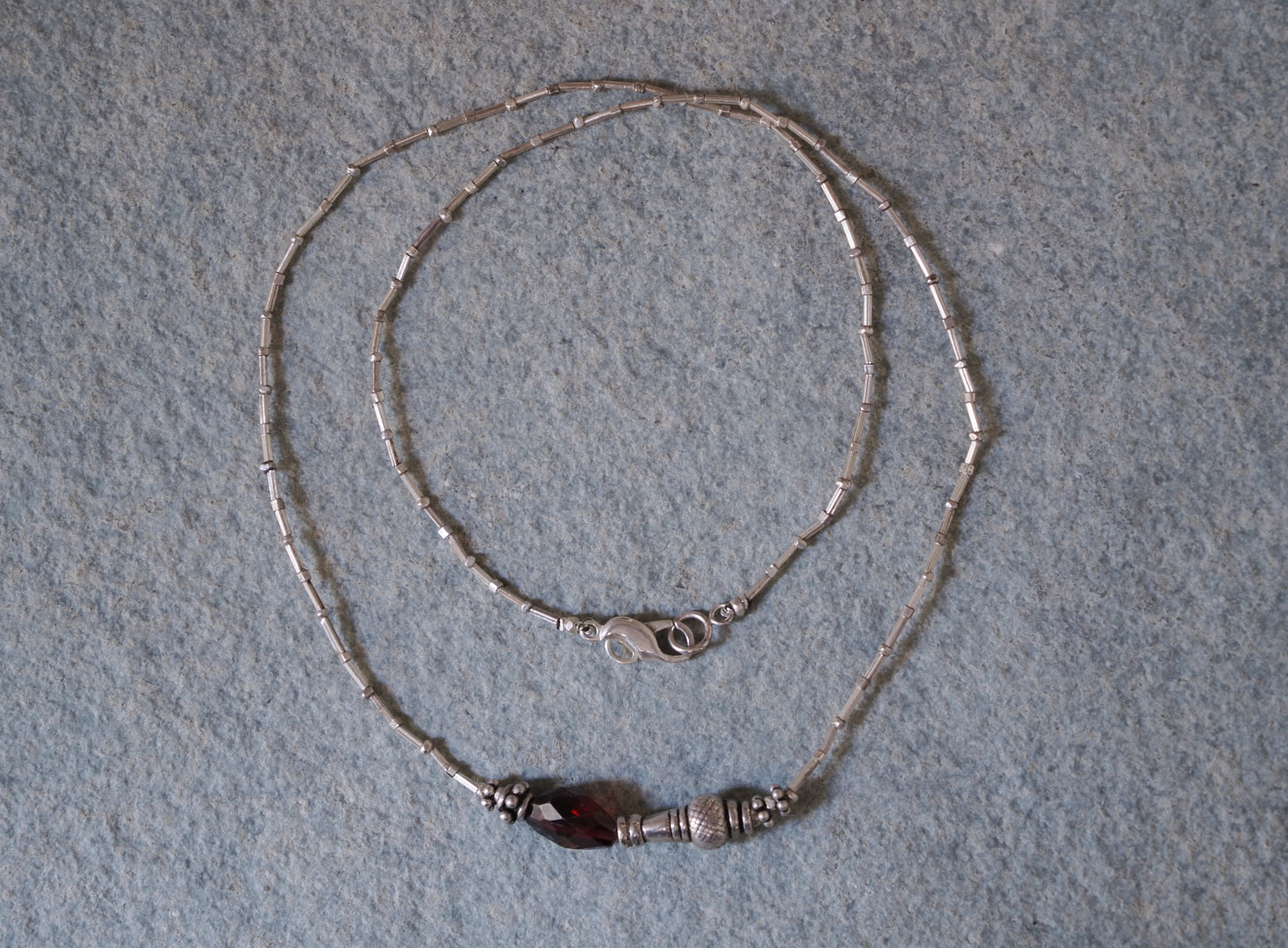 -Garnet・India silver- silver choker