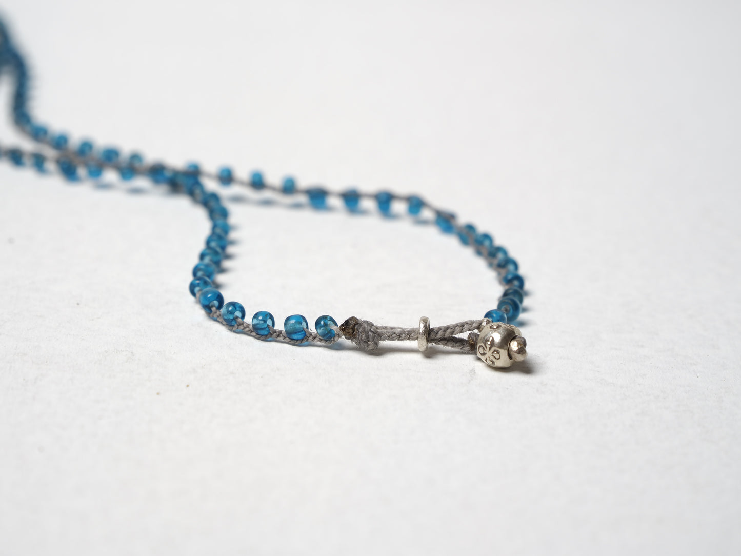 -Silver- 'Bonda beads' braid