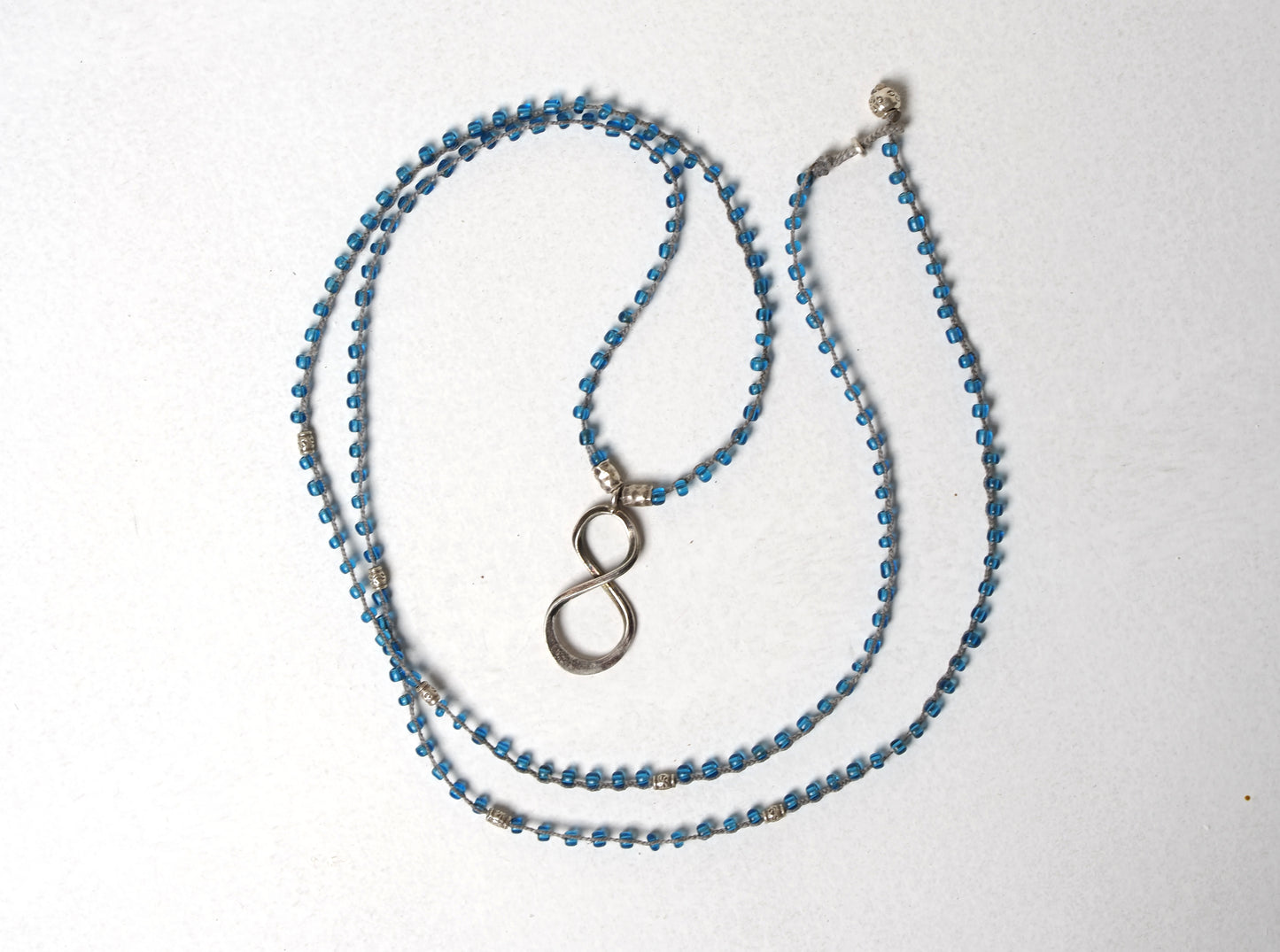 -Silver- 'Bonda beads' braid