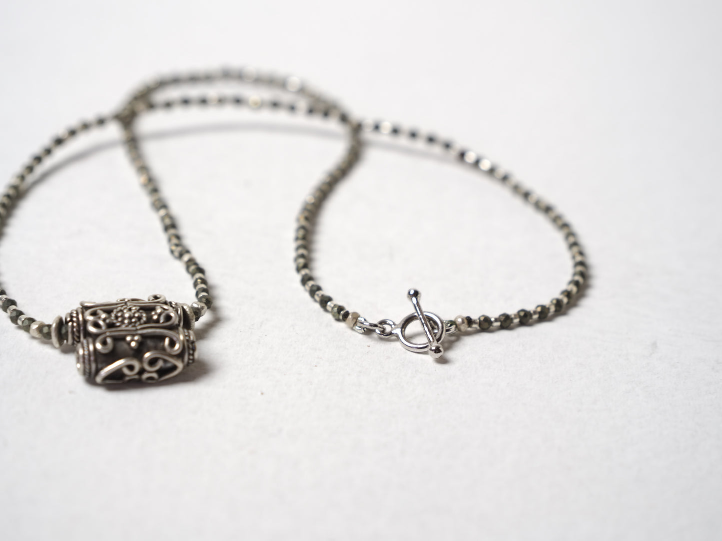 -India silver- 'pyrite・silver'