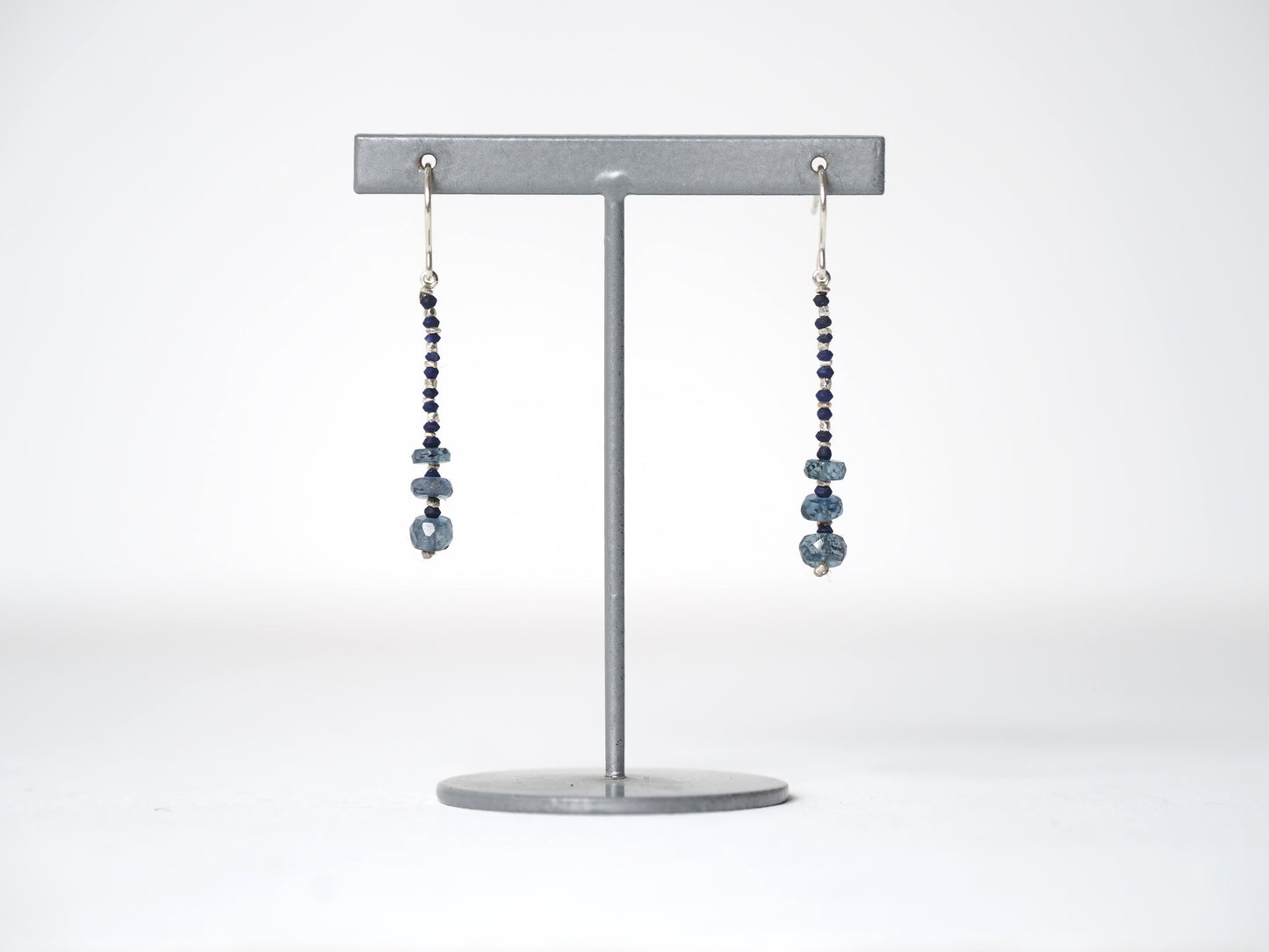 -Kyanite・Lapis lazuli- 'beads line' hooks