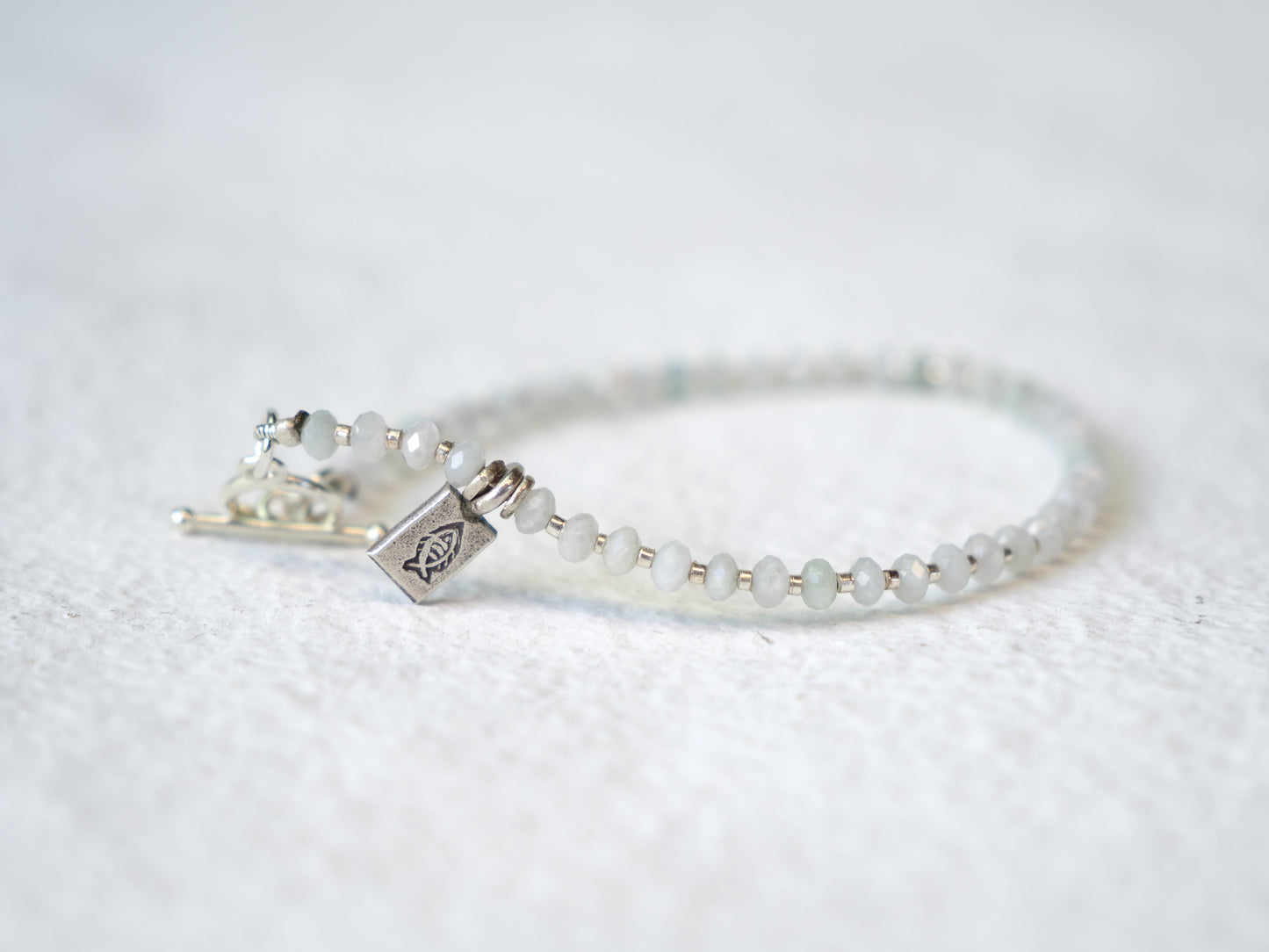 -Jade- 'beads line' bracelet