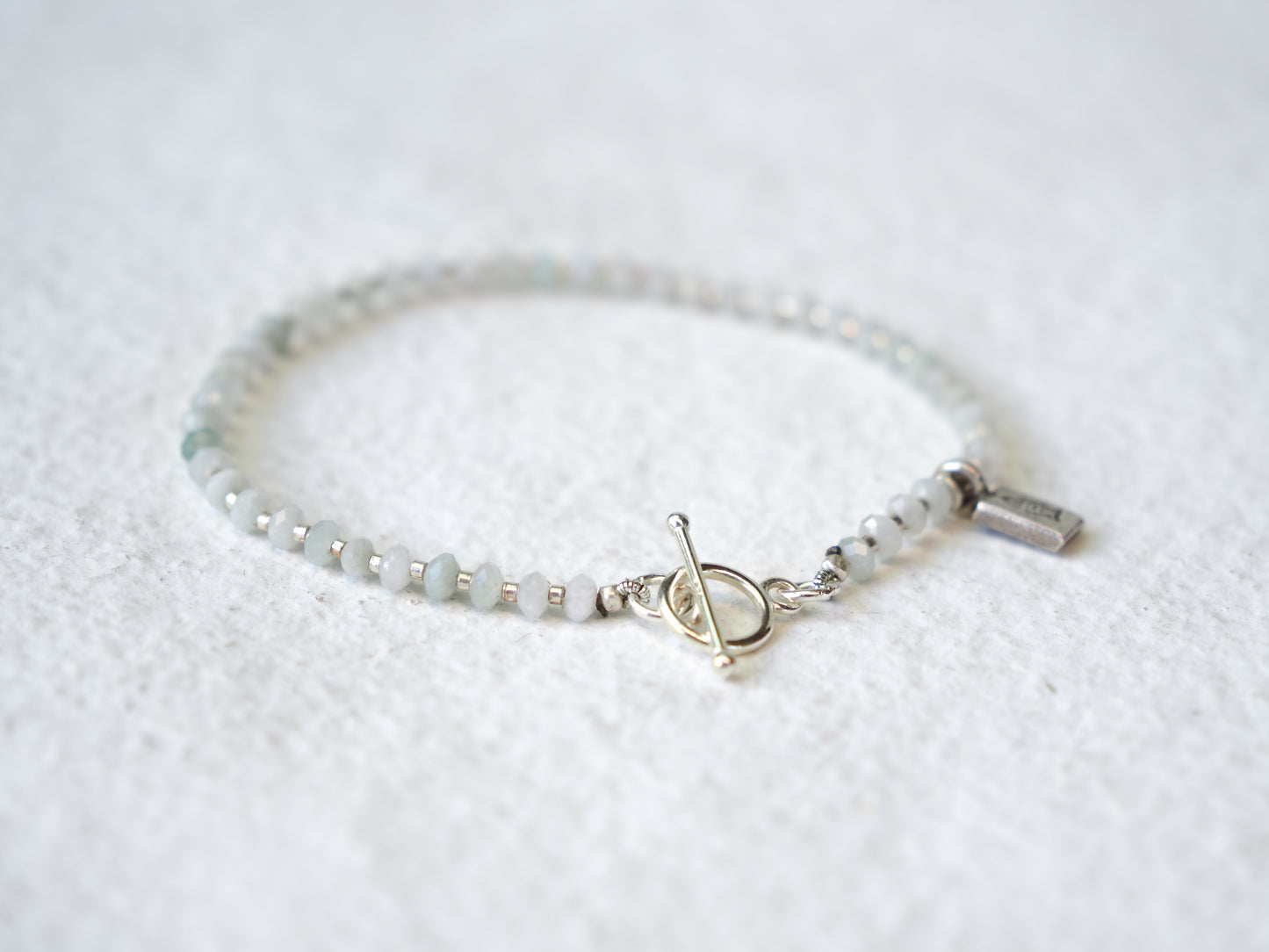 -Jade- 'beads line' bracelet