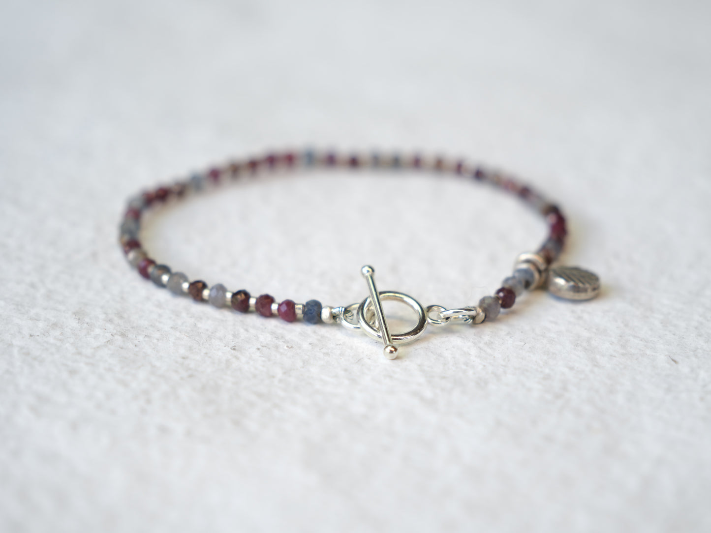 -Ruby & Sapphire- 'beads line' bracelet