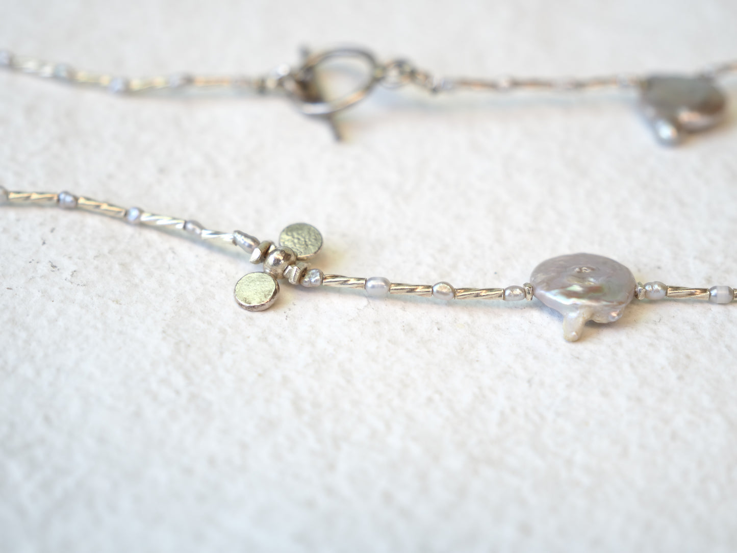 -Silver pearl- silver choker