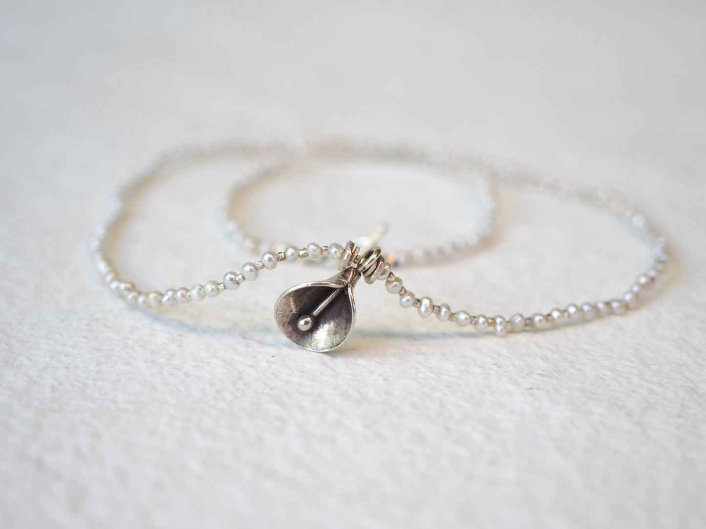 -Flower charm- pearl 'beads line' pendant