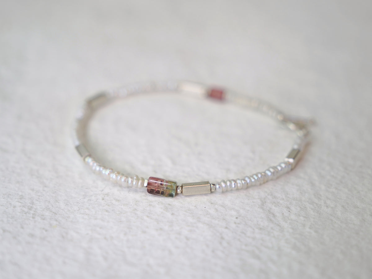 -Tourmaline- pearl bracelet