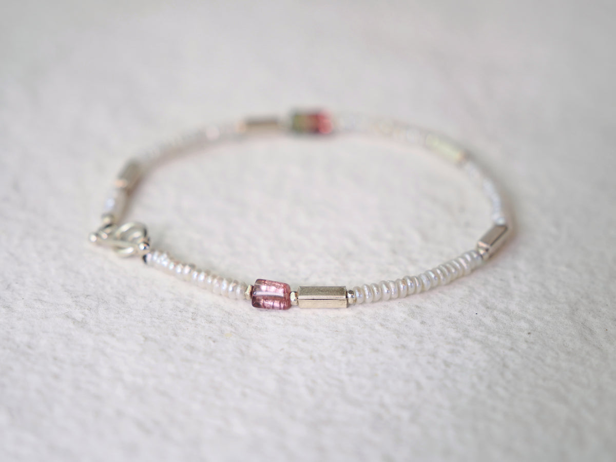 -Tourmaline- pearl bracelet