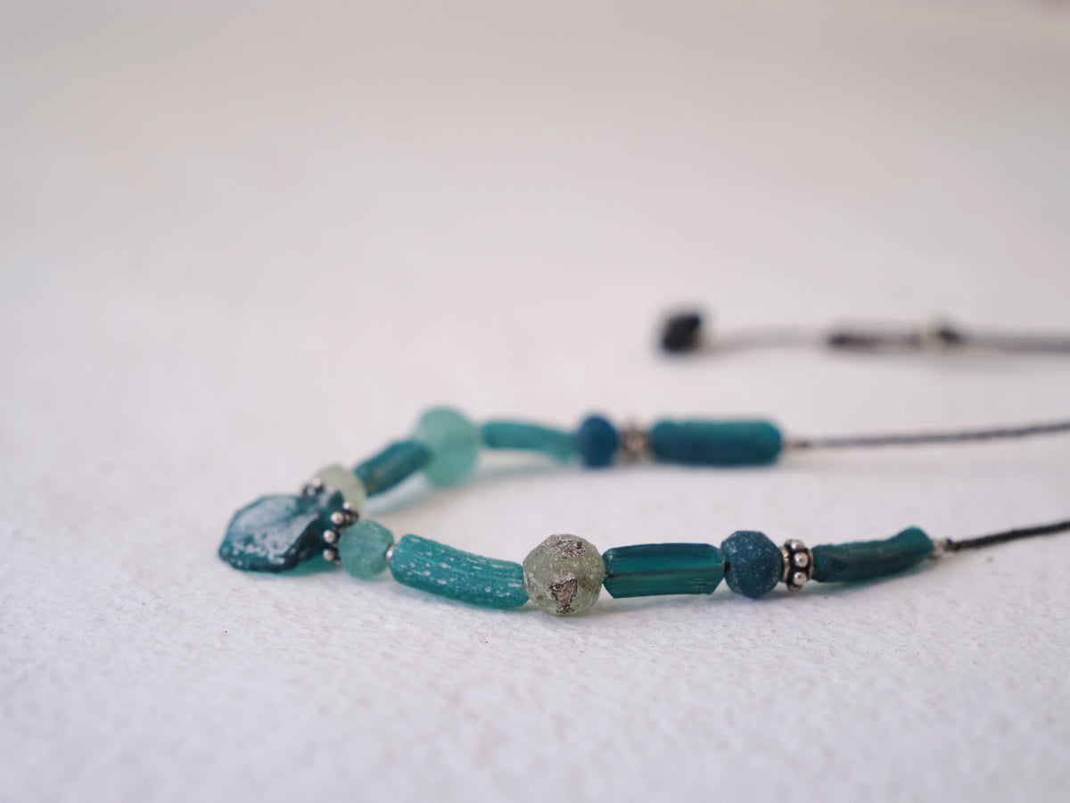 -Romanglass- code necklace