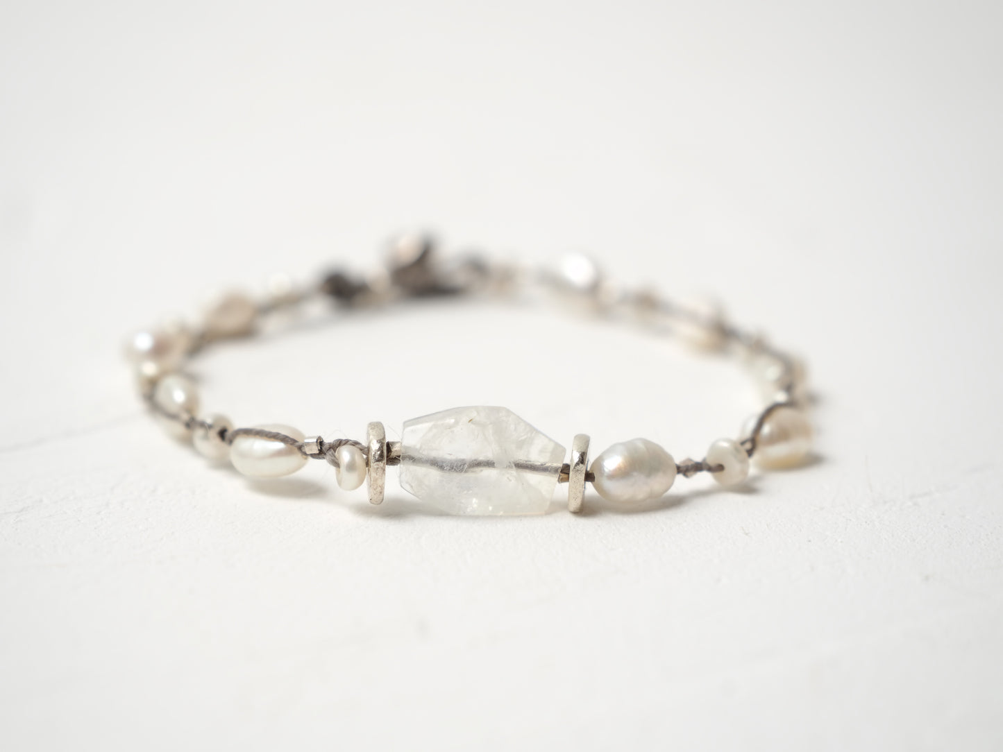 -Andesine labradorite- 'pearl・silver' braid