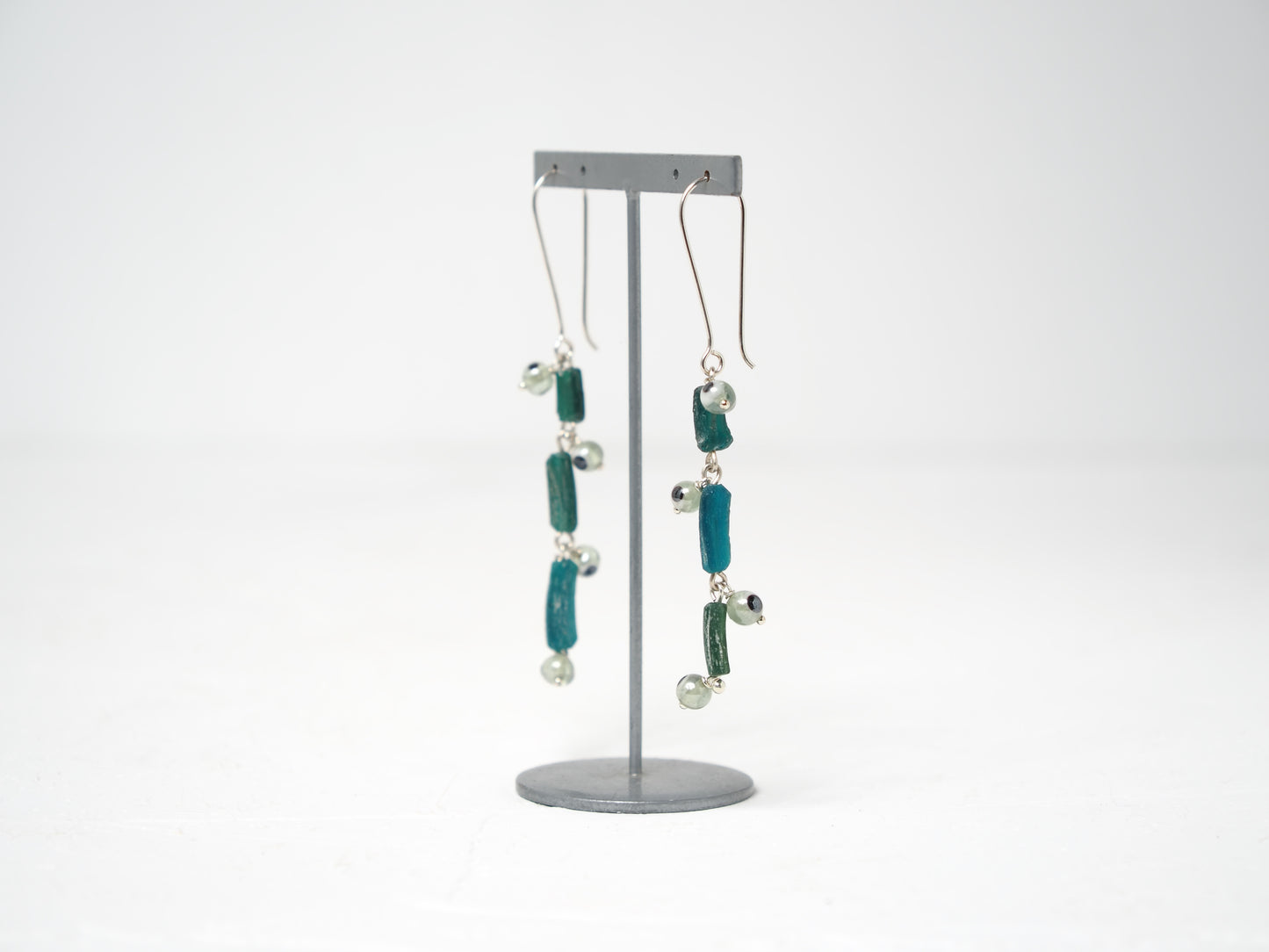 -Roman grass・Eye beads- long hooks