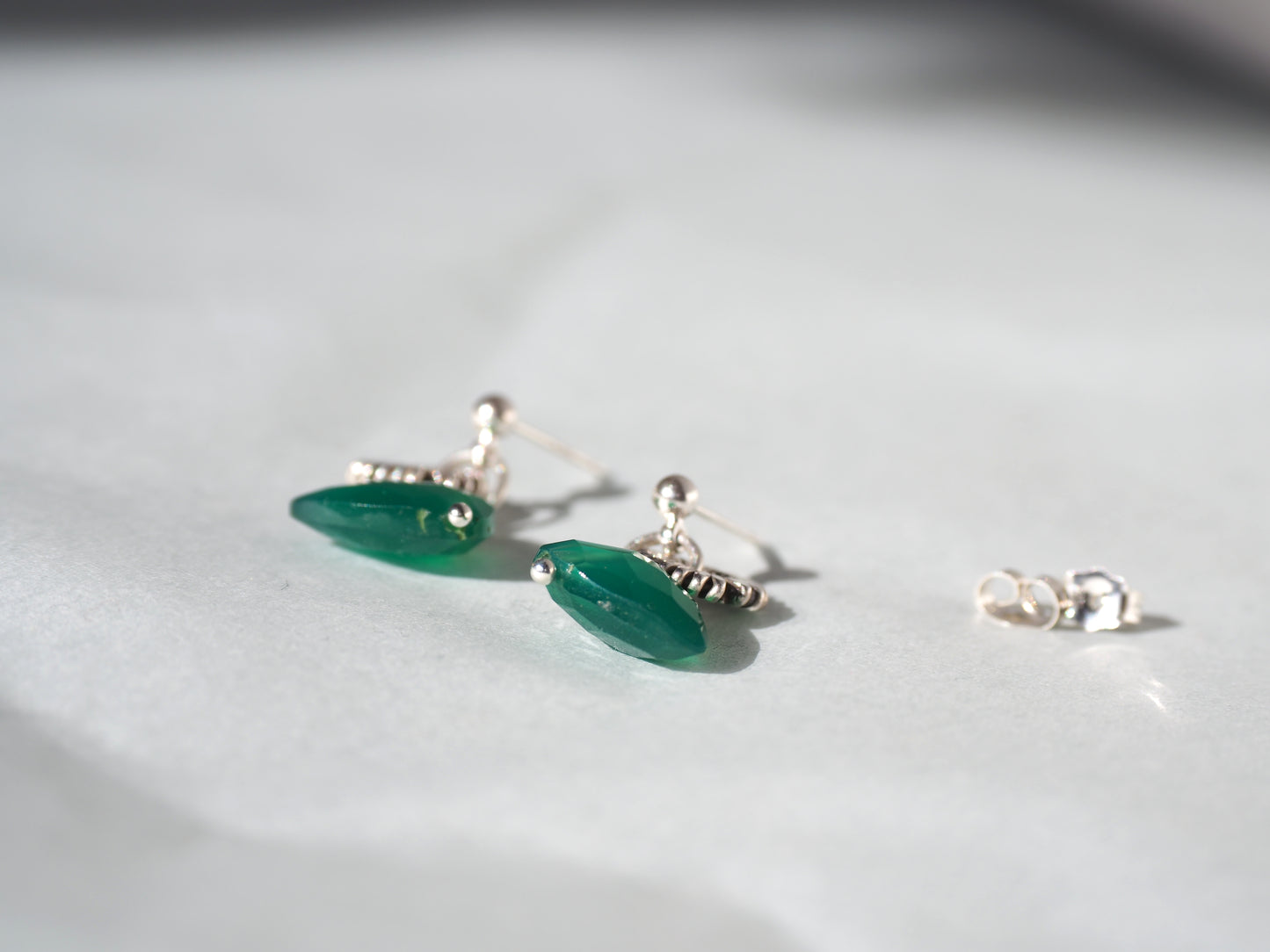 -Green onyx- pierce