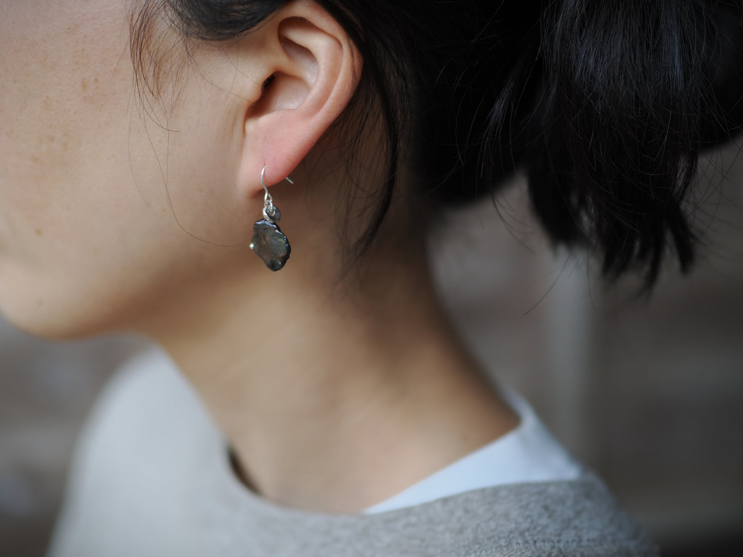 -Black pearl- hooks