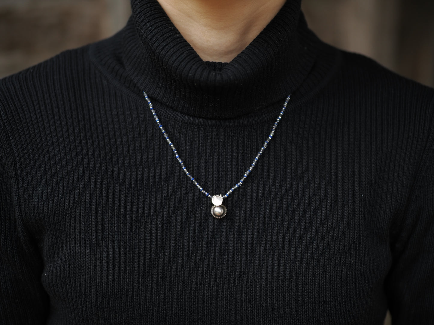 -India silver- beads line pendant