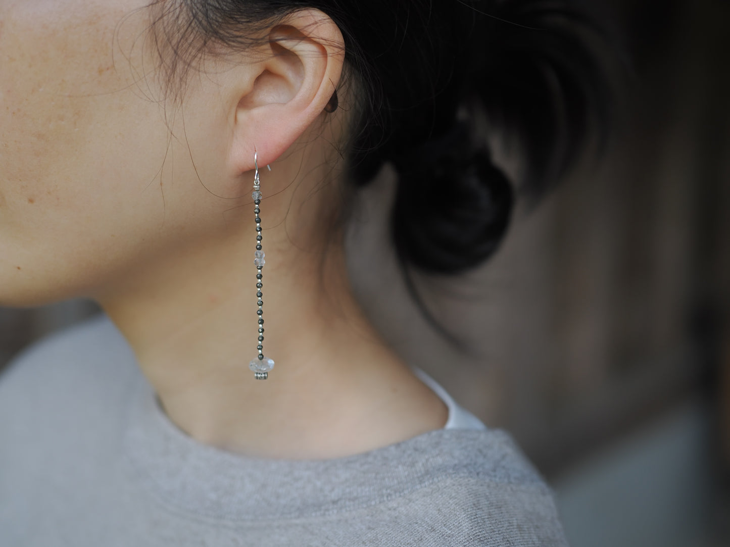 -Quartz- pyrite・silver hooks