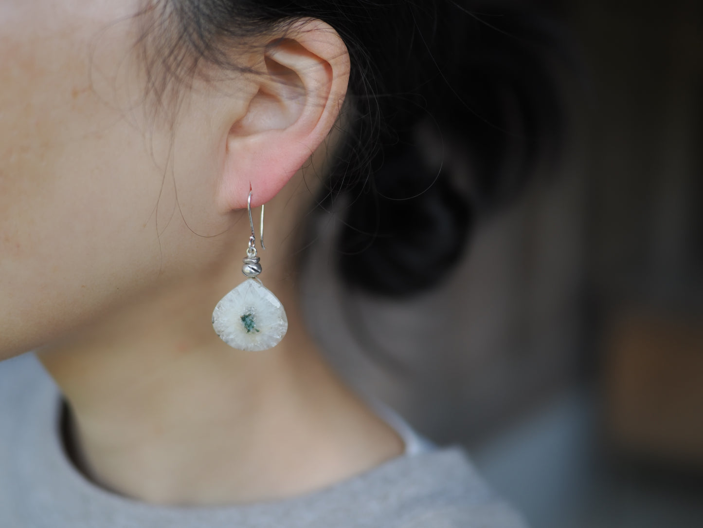 -Solar quartz- hooks