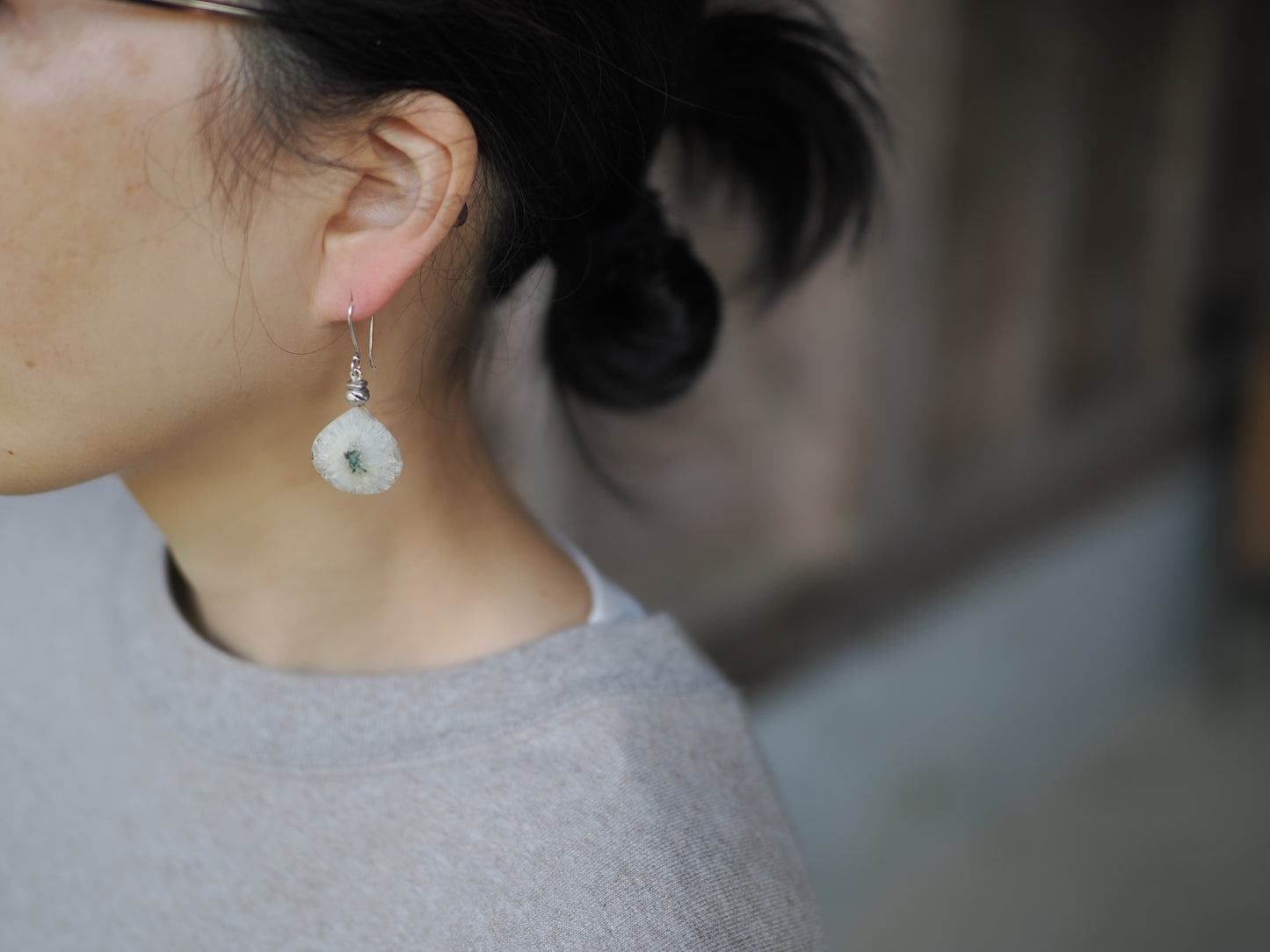 -Solar quartz- hooks