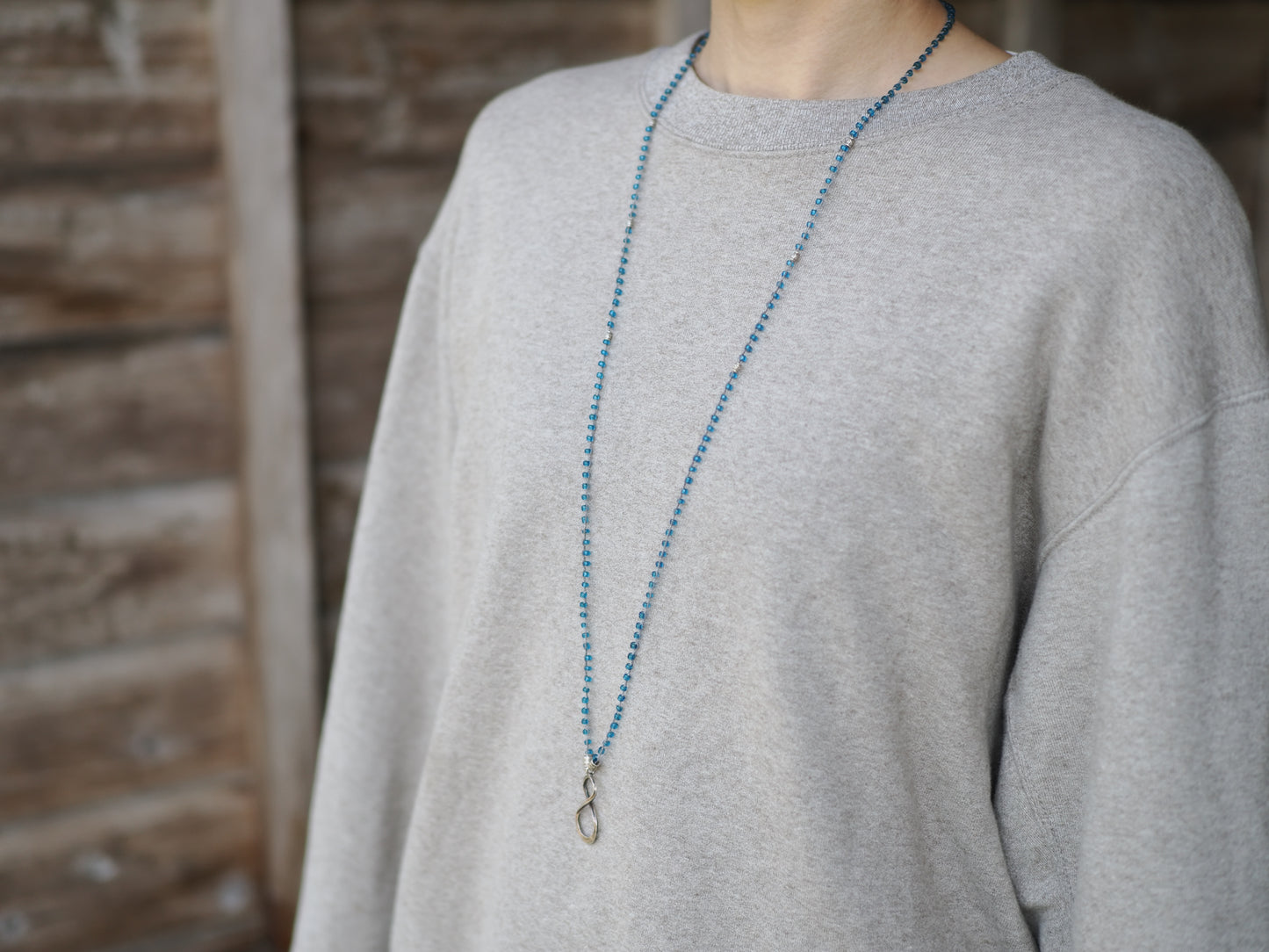 -Silver- 'Bonda beads' braid