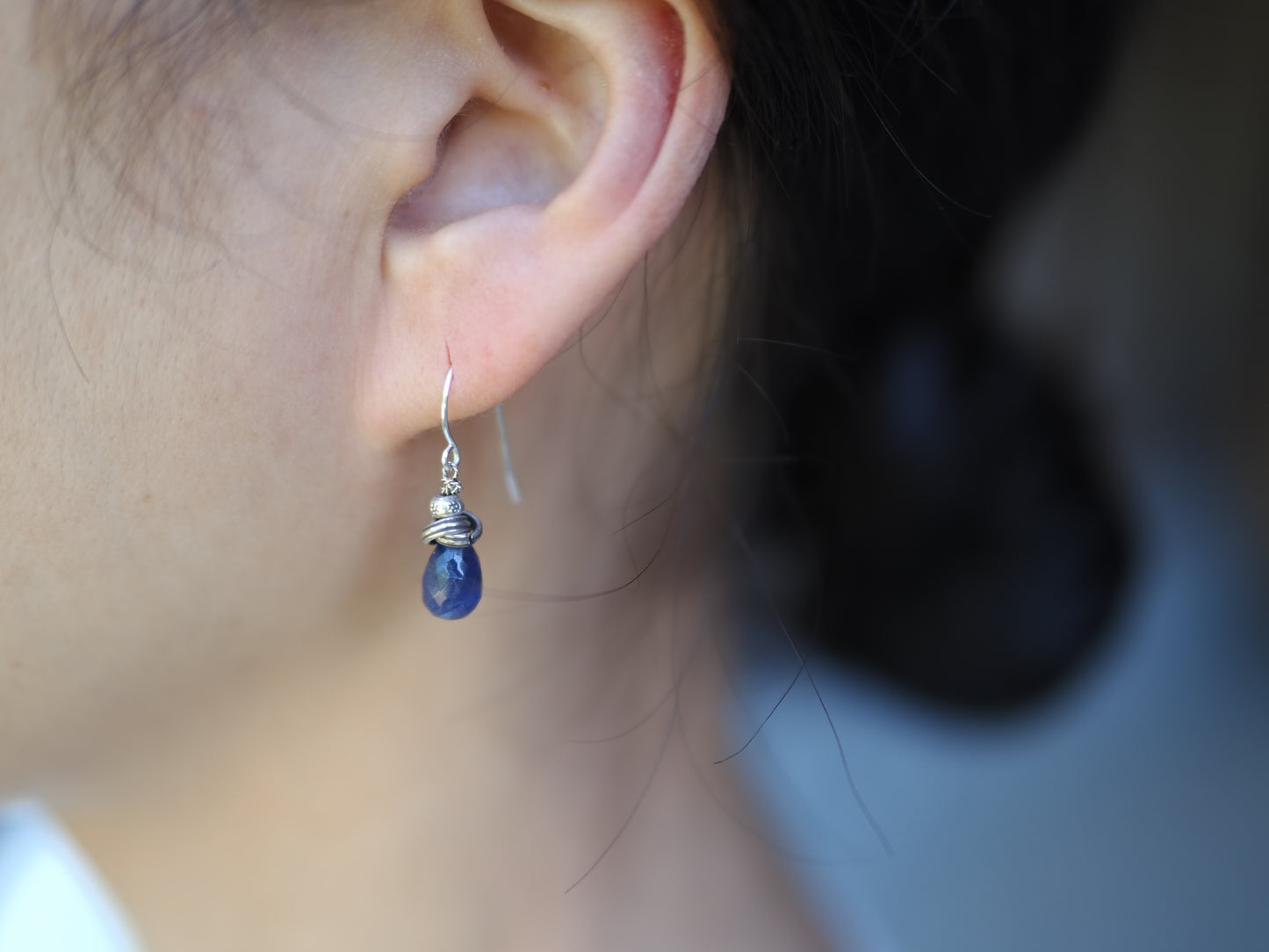 -Tanzanite- hooks