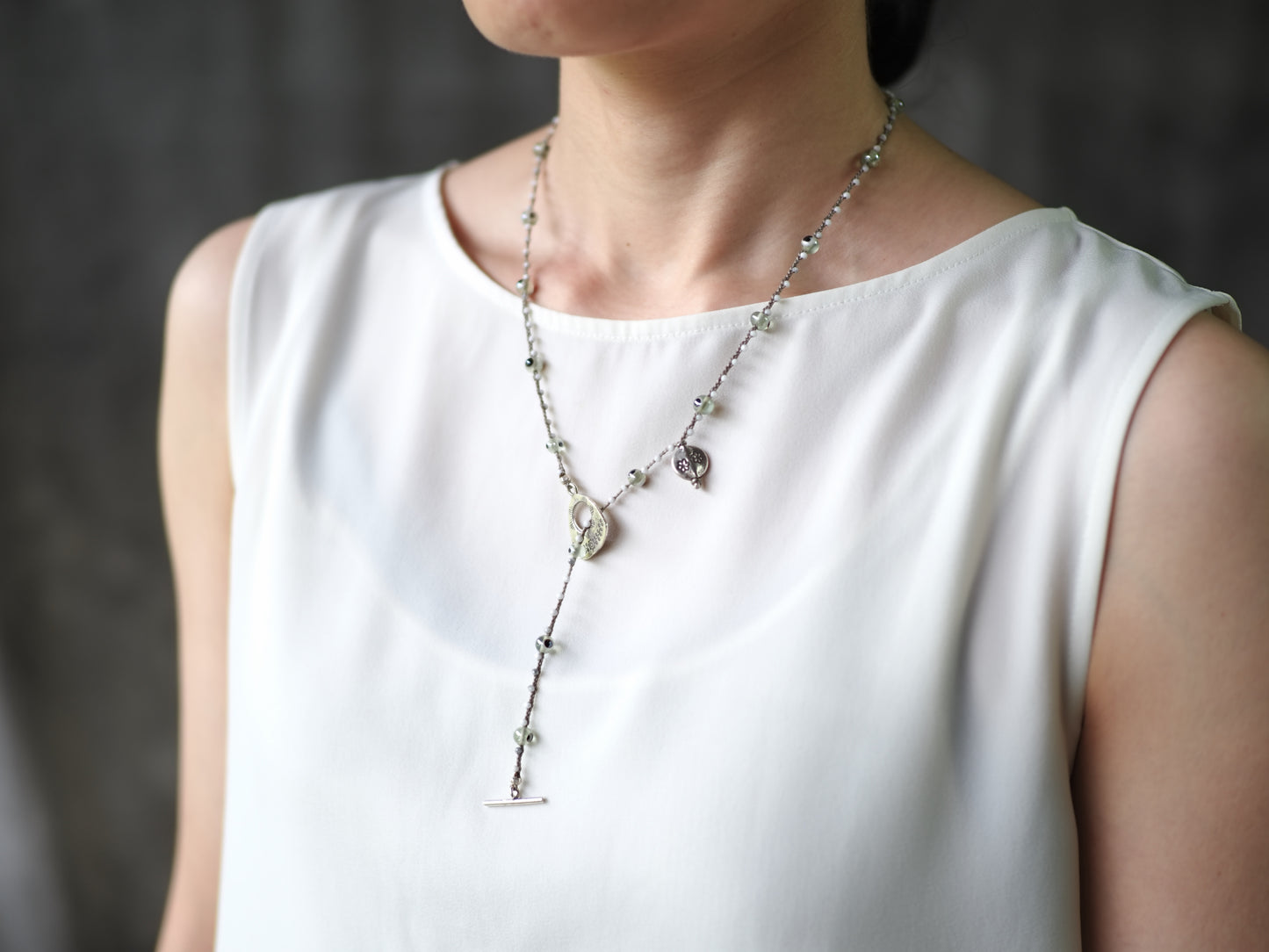 -Eye beads・Howlite- braid mantel necklace