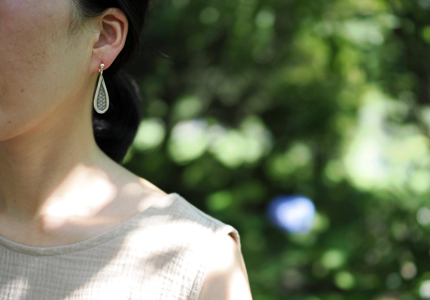 -Plaited silver- studs