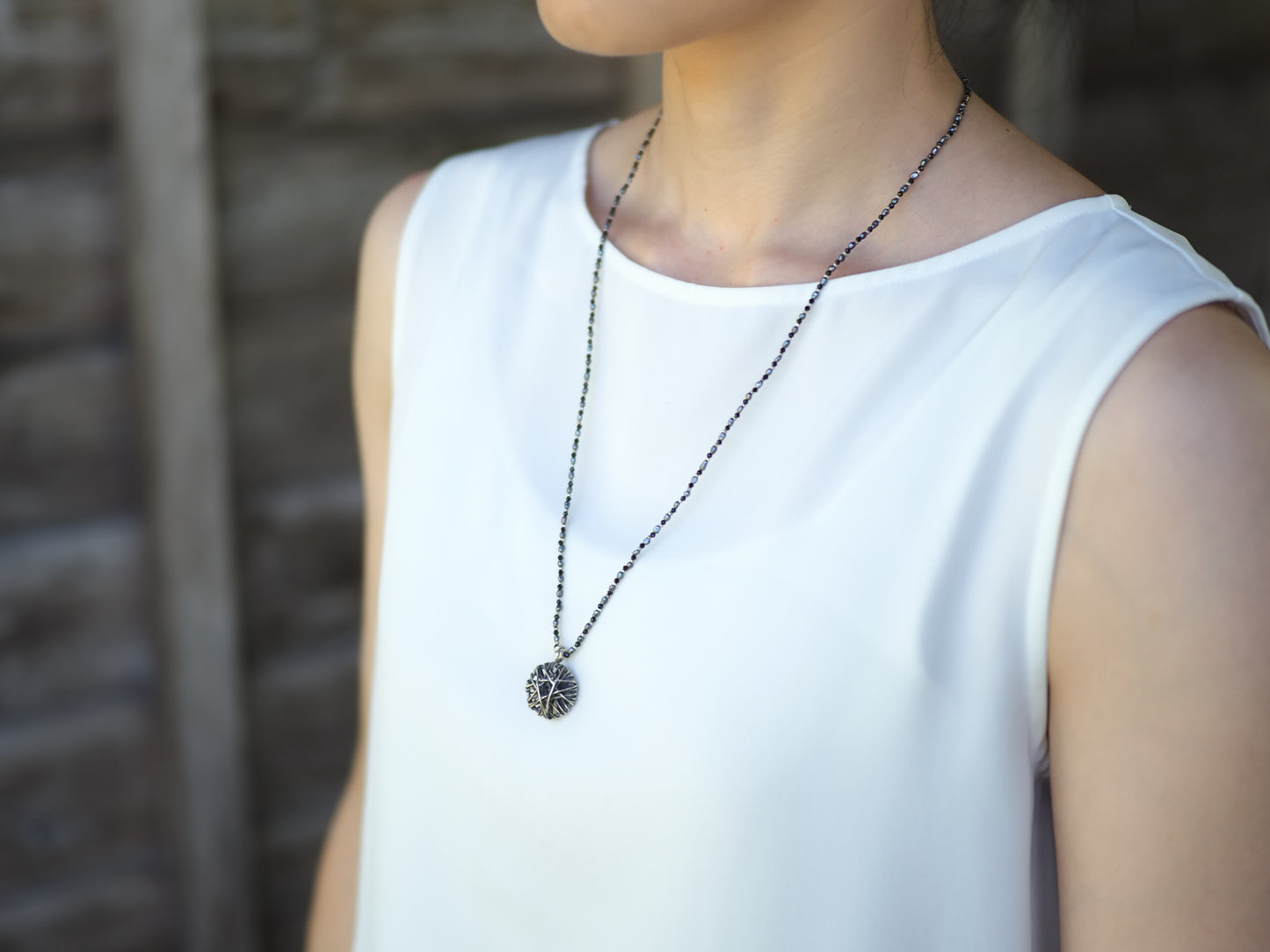 -Karensilver charm- 'beads line' pendant