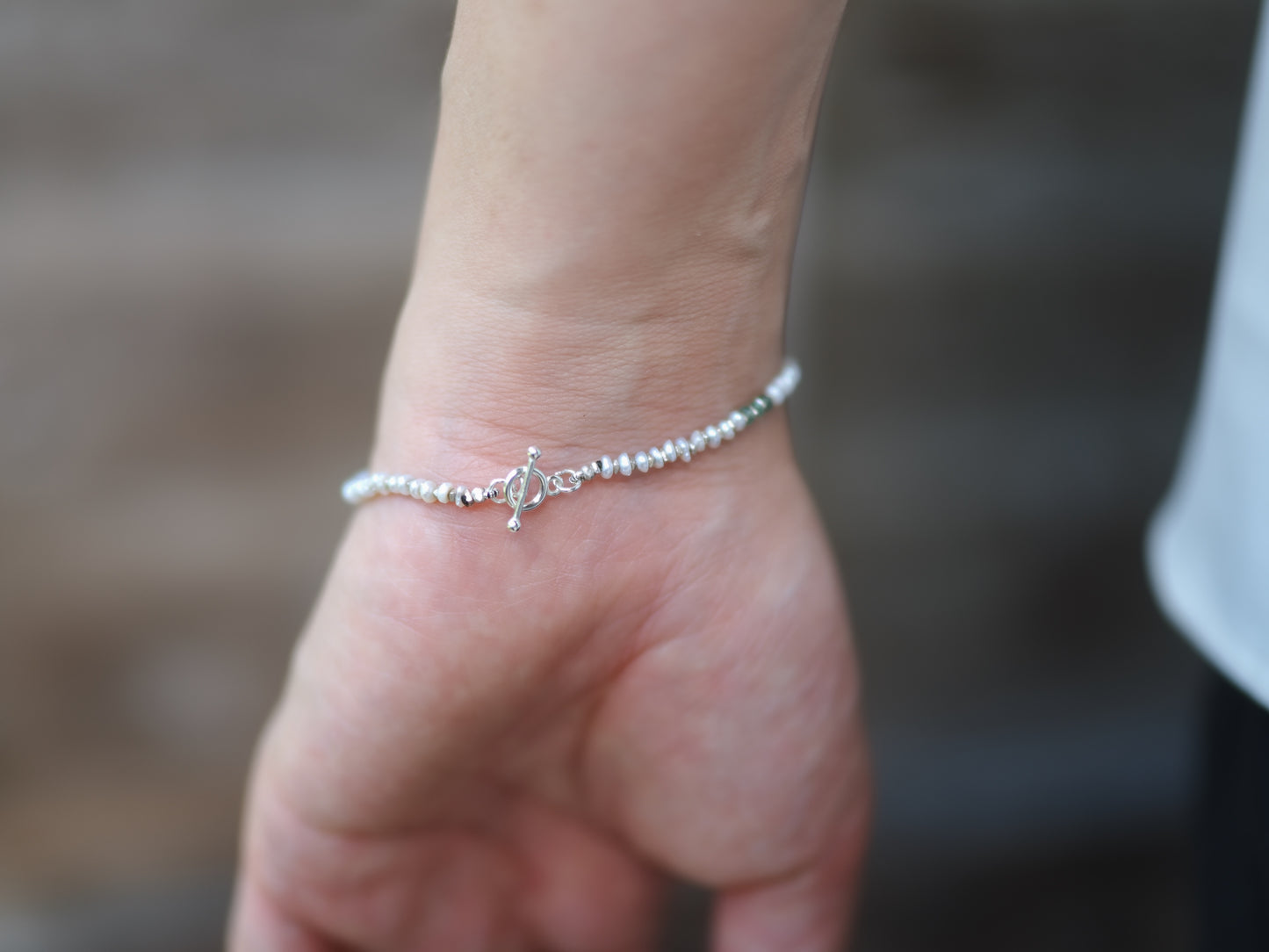 -pearl・emerald- 'beads line' bracelet