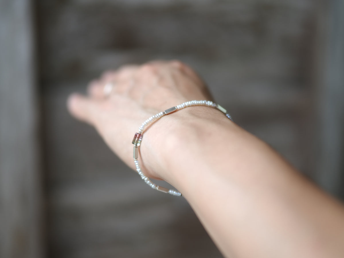 -Tourmaline- pearl bracelet