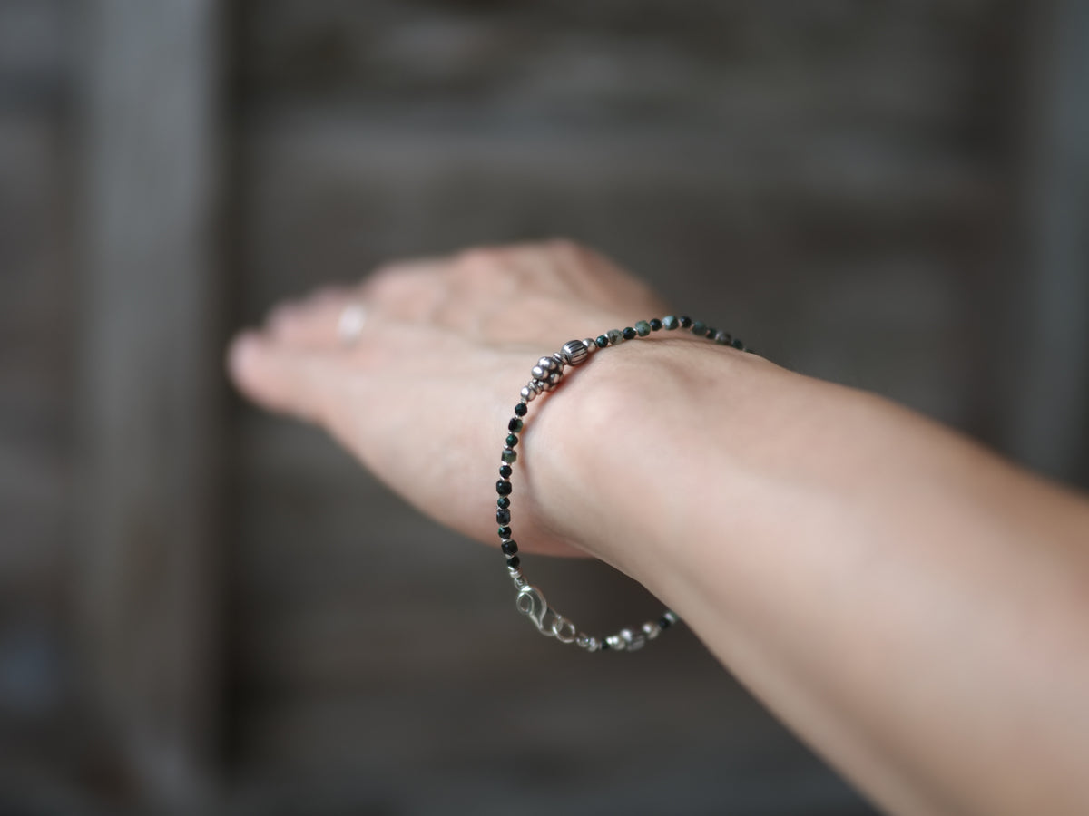 -India silver- 'beads line' bracelet