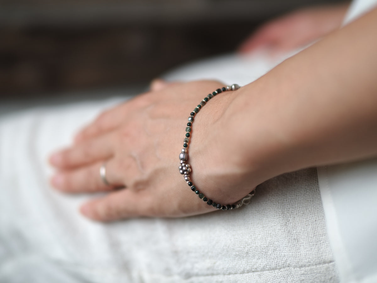 -India silver- 'beads line' bracelet