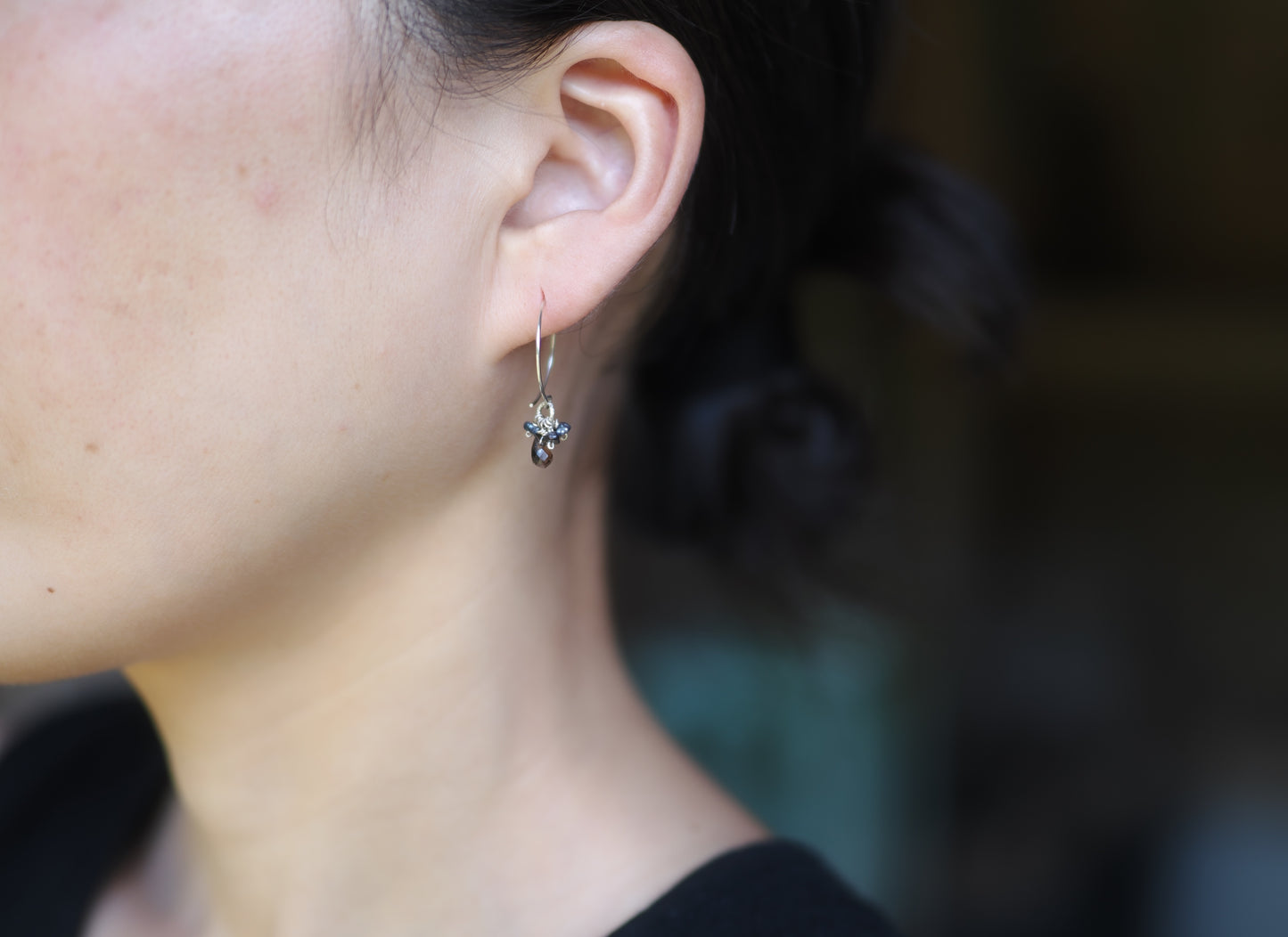 -Smoky quartz・Black pearl- hoops